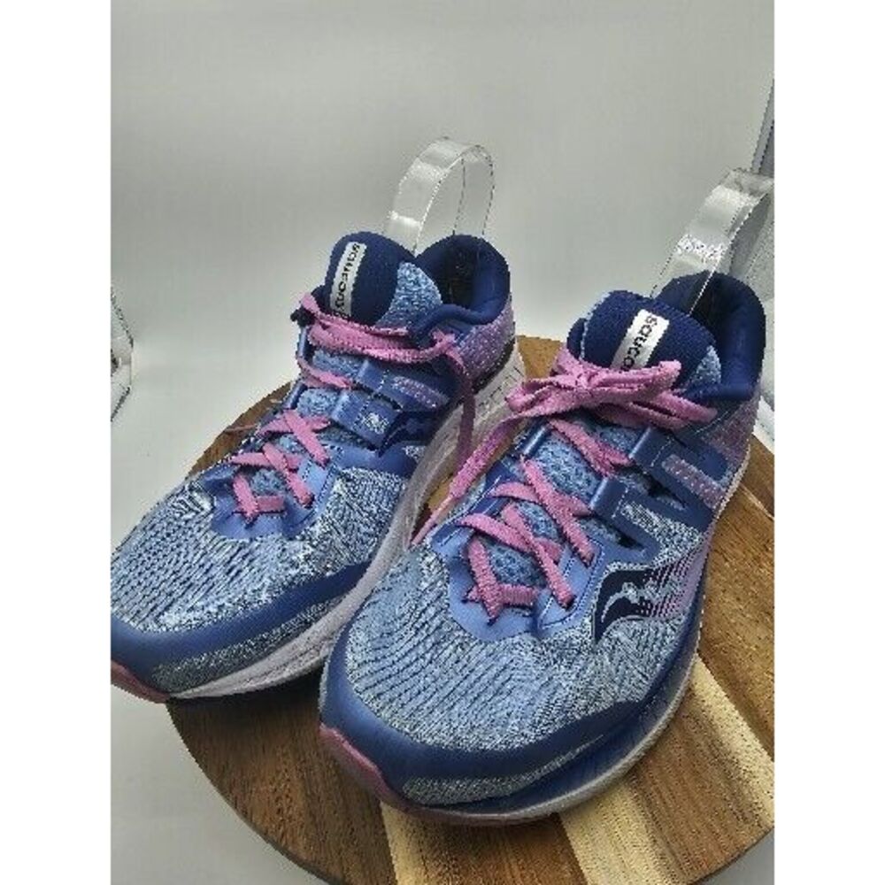 Women's Saucony Everun ISO  model‎ lace up running shoes (style S10444-1) Sz 9